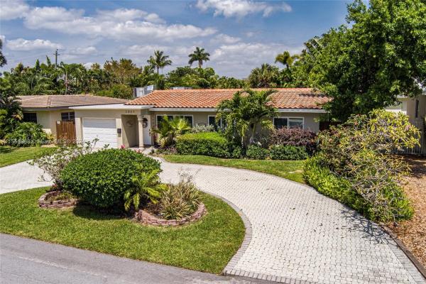 Coral Shores, 2043 NE 29th St, Fort Lauderdale, Florida 33306, image 1