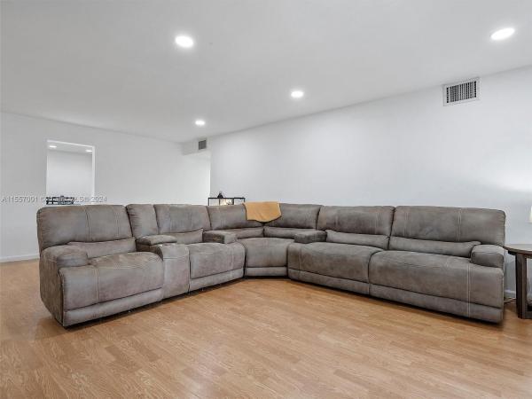 Oak Paths, 7556 Stirling Rd #218, Davie, Florida 33024, image 1