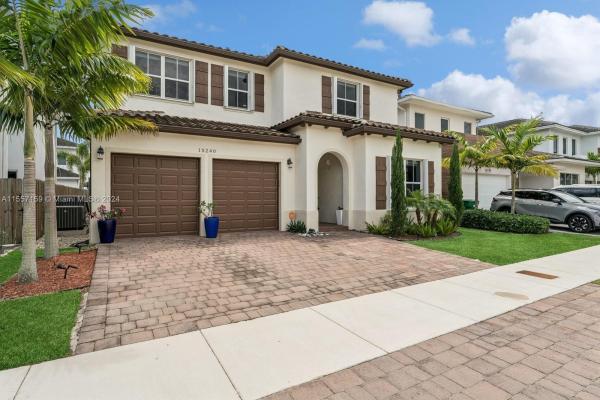 Venetian Parc, 15240 SW 176th Ter, Richmond West, Florida 33187, image 3