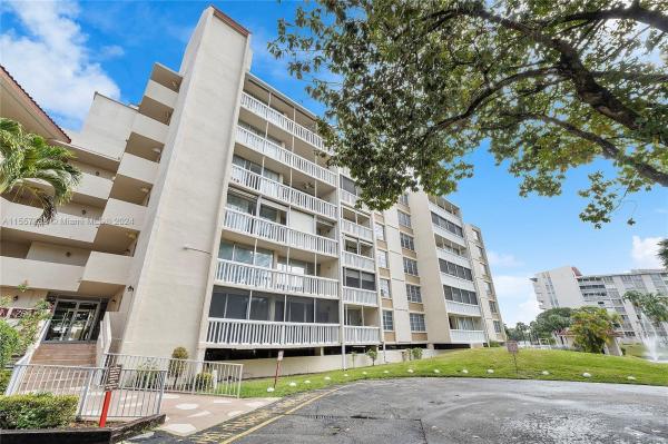 Environ 1, 7051 Environ Blvd #433, Lauderhill, Florida 33319, image 1
