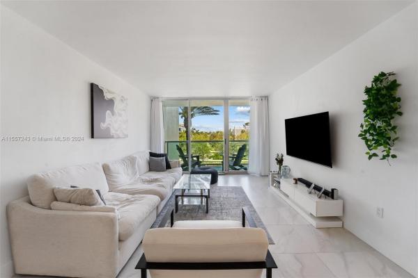 The Floridian, 650 West Ave #306, Miami Beach, Florida 33139, image 1