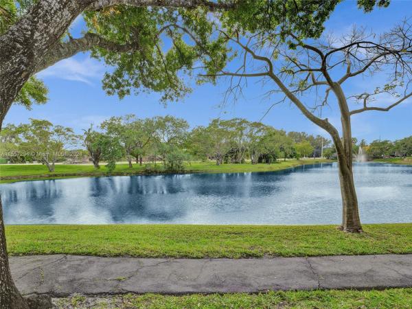 Lakes Of Newport, 7380 NW 1st St #103, Plantation, Florida 33317, image 1
