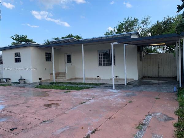 Gratigny Plateau, 1050 NW 116th Ter, Pinewood, Florida 33168, image 2