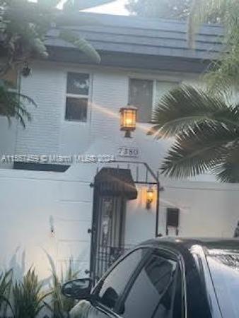 Miami Lakes Golf Course Village, 7380 Big Cypress Ct, Miami Lakes, Florida 33014, image 1