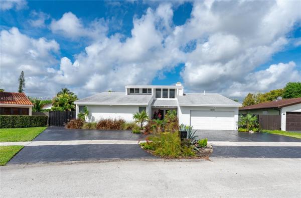Rustic Lakes, 14534 SW 58th Ter, Kendale Lakes, Florida 33183, image 1