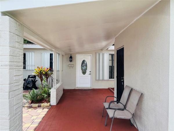 Heritage Homes, 7080 Wilson St, Hollywood, Florida 33024, image 2
