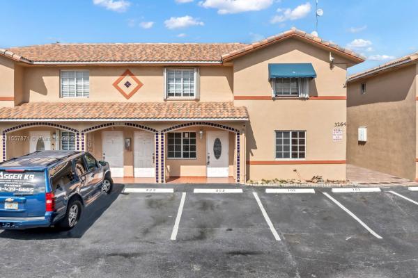 Valencia Villas, 3264 W 70th St #102, Hialeah, Florida 33018, image 1