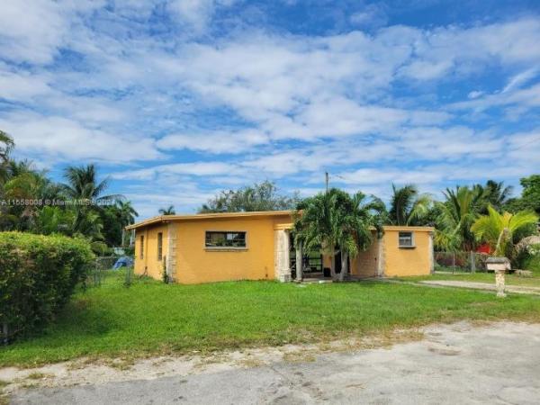 Nichols Golf Estates, 12530 NW 21st Pl, Westview, Florida 33167, image 2