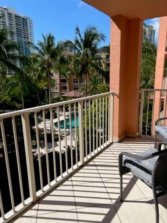 The Yacht Club At Aventura, 19801 E Country Club Dr #4/404, Aventura, Florida 33180, image 1