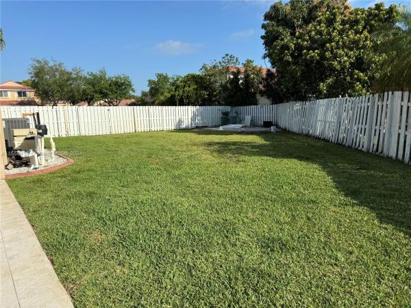 Biscayne At Huntington, 15170 SW 44th St, Miramar, Florida 33027, image 3