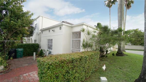 Lake Pointe, 12644 NW 7th Ln #12644, Tamiami, Florida 33182, image 1