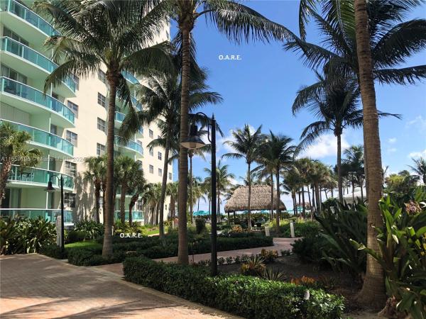 Tides On Hollywood Beach, 3901 S Ocean Dr #2J, Hollywood, Florida 33019, image 1