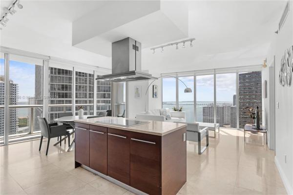 Icon Brickell Tower 3, 485 Brickell Ave #2310, Miami, Florida 33131, image 3