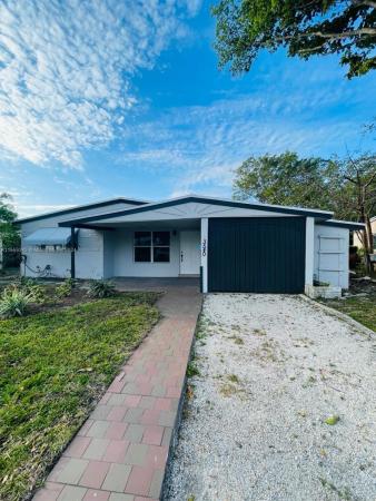 Pearl Estates, 3540 SW 15th St, Fort Lauderdale, Florida 33312, image 2