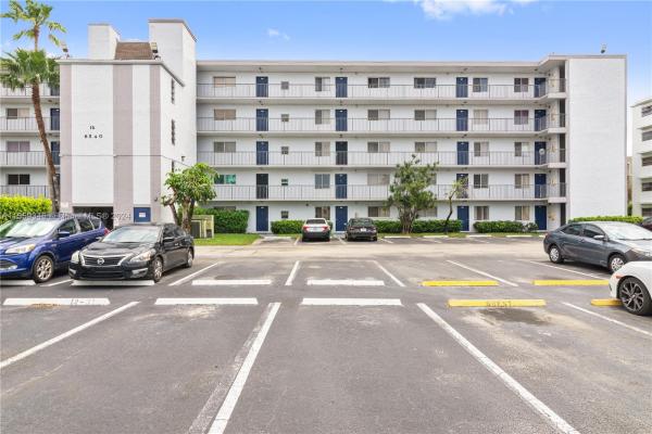 Lakeshore At University Park, 8540 N Sherman Cir #205, Miramar, Florida 33025, image 1