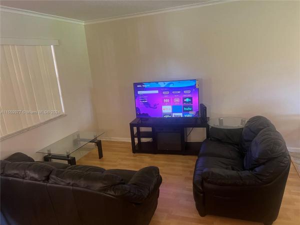 Cedar Court, 4465 Oak Terrace Dr, Greenacres, Florida 33463, image 3