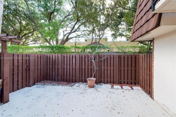 Village At Lake Pine, 812 SW 119th Way, Davie, Florida 33325, image 3