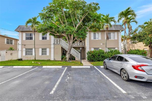 Pompano Courts, 510 SW 15th St #105, Pompano Beach, Florida 33060, image 1