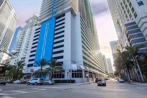 The Club At Brickell Bay, 1200 Brickell Bay Dr #3814, Miami, Florida 33131, image 3