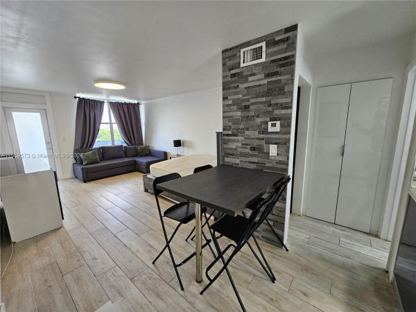 910 Jefferson Towers, 910 Jefferson Ave #5B, Miami Beach, Florida 33139, image 2