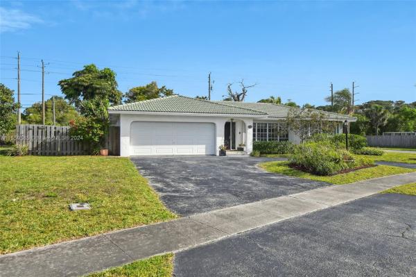 Palmetto Pines, 10265 Dorchester Dr, Boca Raton, Florida 33428, image 3