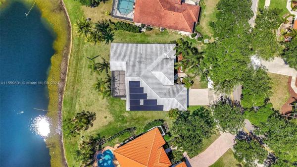 Tequesta At Country Isles, 1038 Poplar Cir, Weston, Florida 33326, image 2