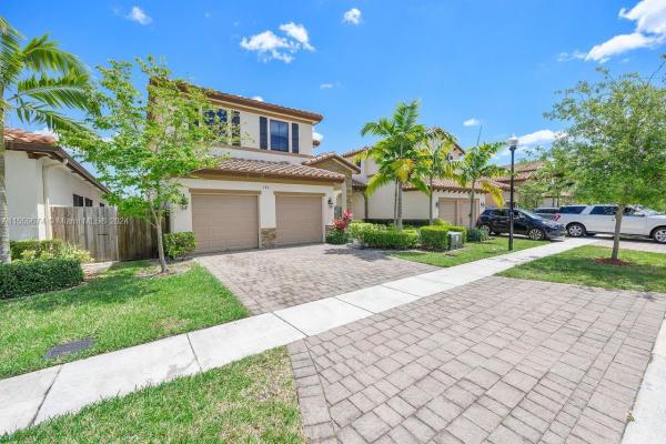 Barbados At Oasis, 149 NE 24th Ter, Homestead, Florida 33033, image 3
