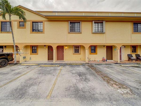 International Princess, 11765 SW 18th St #6, Tamiami, Florida 33175, image 1