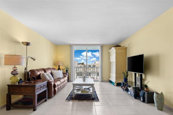 Sea Beach Towers, 1776 James Ave #6F, Miami Beach, Florida 33139, image 3