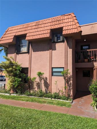 Lago Grande, 6455 W 27th Ave #11-44, Hialeah, Florida 33016, image 1