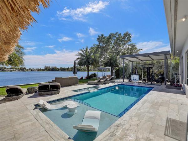 Greyknoll Estates, 1910 NE 193rd St, Ojus, Florida 33179, image 1