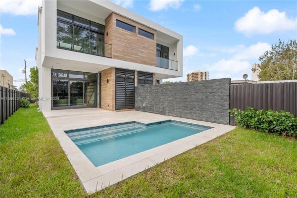 Miami Suburban Acres, 2836 SW 23rd Ter #B, Miami, Florida 33145, image 2