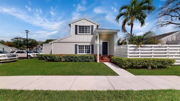 Village Homes At Country Walk, 13785 SW 147th Cir Ln #3-14, Kendall West, Florida 33186, image 1