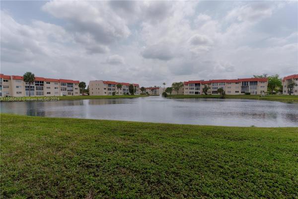 Sunrise Lakes 1, 2900 W Sunrise Lakes Dr #108, Sunrise, Florida 33322, image 1