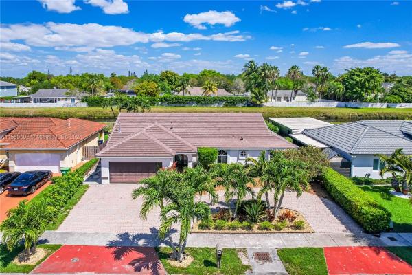 River Bend, 15001 SW 150 St #, Country Walk, Florida 33196, image 3