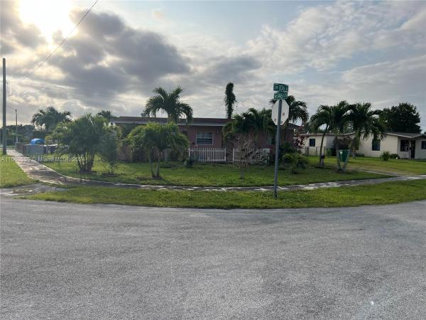Richmond Heights Estates, 14621 SW 106th Ave, Richmond Heights, Florida 33176, image 1