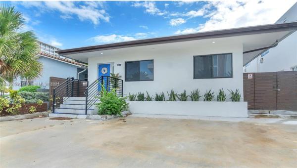 Hollywood Beach, 2911 N Ocean Dr, Hollywood, Florida 33019, image 1