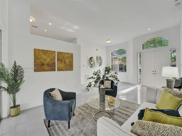 Oakbrook, 2631 Oakbrook Ln, Weston, Florida 33332, image 1