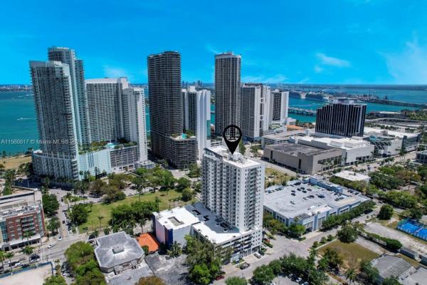 1800 Biscayne Plaza, 275 NE 18th St #909, Miami, Florida 33132, image 1