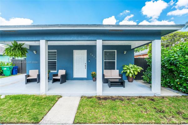 Jordan Commons, 24260 SW 129th Path, Princeton, Florida 33032, image 1