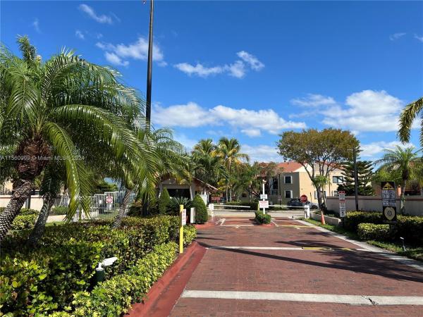 West Fontaine, 10233 NW 9th St Cir #106-1, Fountainebleau, Florida 33172, image 2