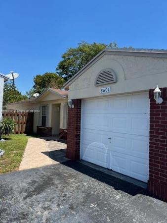 Westbrooke At Avalon, 8601 NW 192nd Ter, Hialeah, Florida 33015, image 2