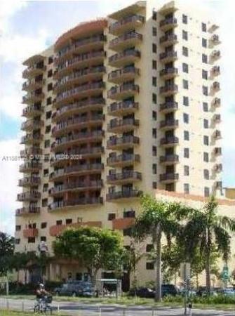 The Luxor Residences, Miami, Florida 33145, image 1