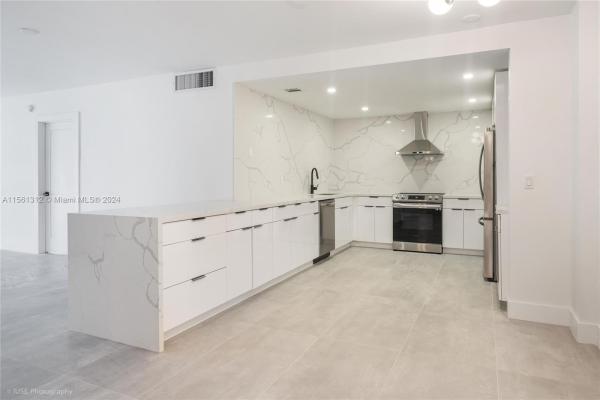 Balmoral, 9801 Collins Ave #19V, Bal Harbour, Florida 33154, image 3