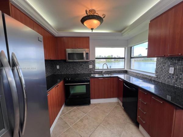 Lakeshore, 1041 Jefferson Dr #1041C, Homestead, Florida 33034, image 3