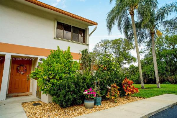 Townhomes At Orange Drive, 4340 SW 70th Ter, Davie, Florida 33314, image 1