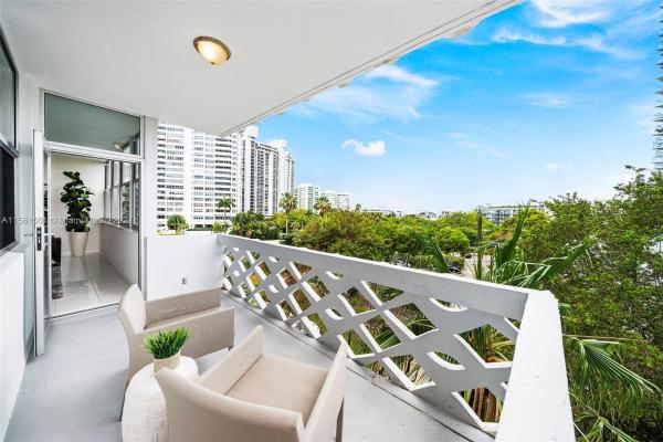 Belle Plaza, 20 Island Ave #404, Miami Beach, Florida 33139, image 3