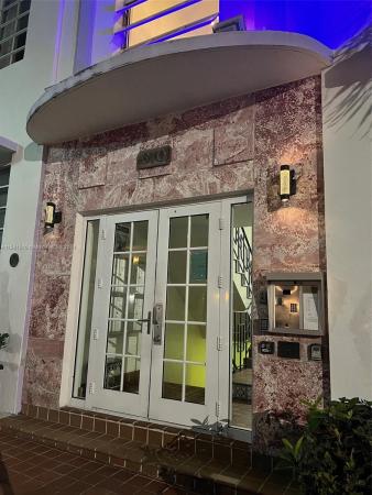 Art Deco, 610 8th St #203, Miami Beach, Florida 33139, image 1