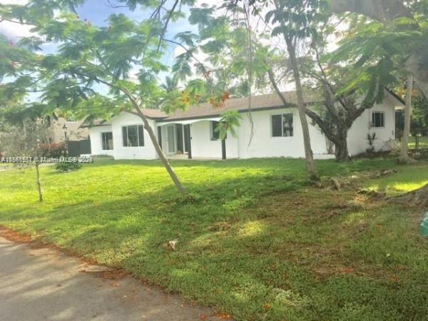 The Banyan Drive Estates, 17521 SW 93rd Ave, Palmetto Bay, Florida 33157, image 1