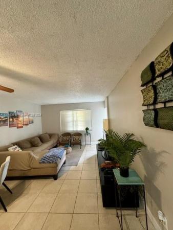 Heritage Circle, 4364 NW 9th Ave #15-1A, Deerfield Beach, Florida 33064, image 1